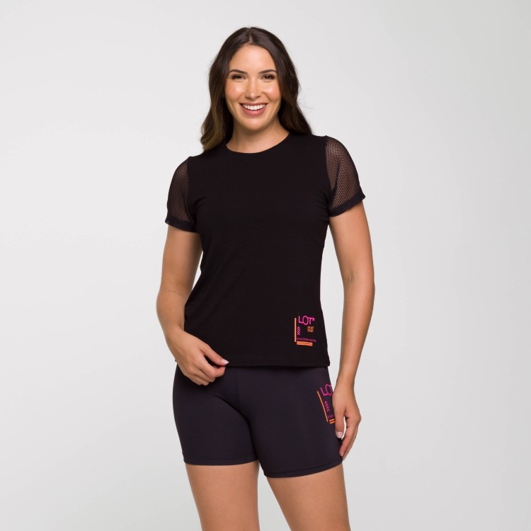 Blusa Sport Preta Viscolycra com Estampa e Tule na Manga Viscose