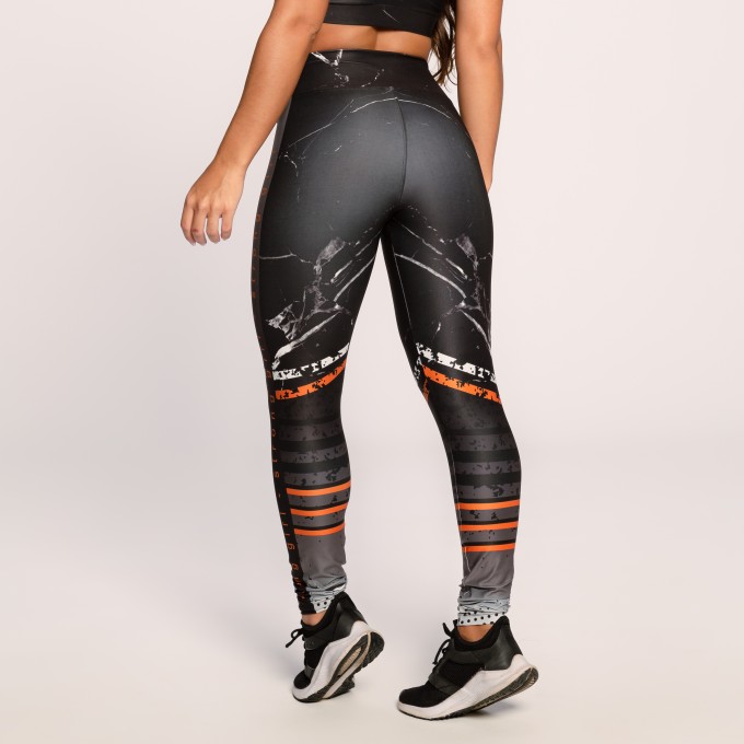 Calça Legging Suplex Estampado Preto com Laranja Strong Girl