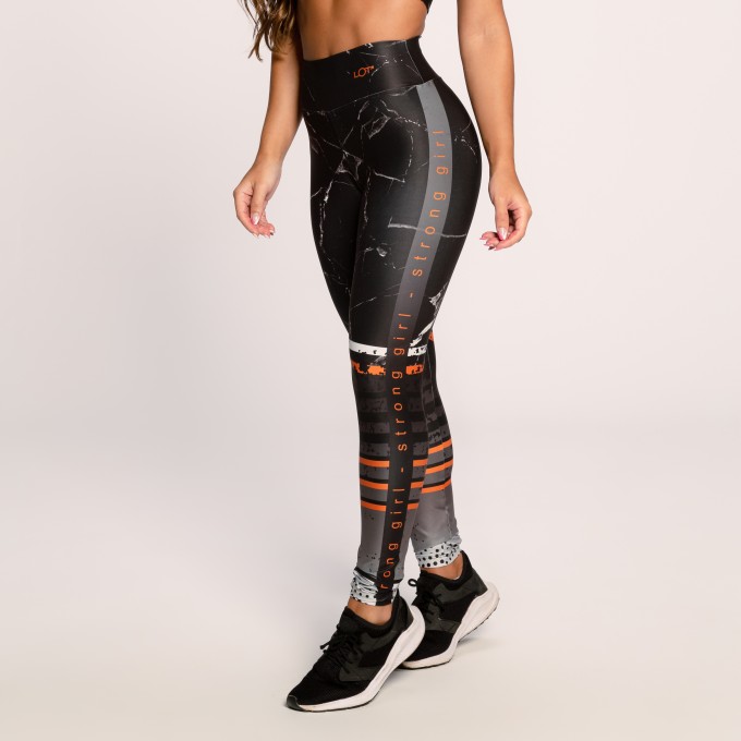 Calça Legging Suplex Estampado Preto com Laranja Strong Girl