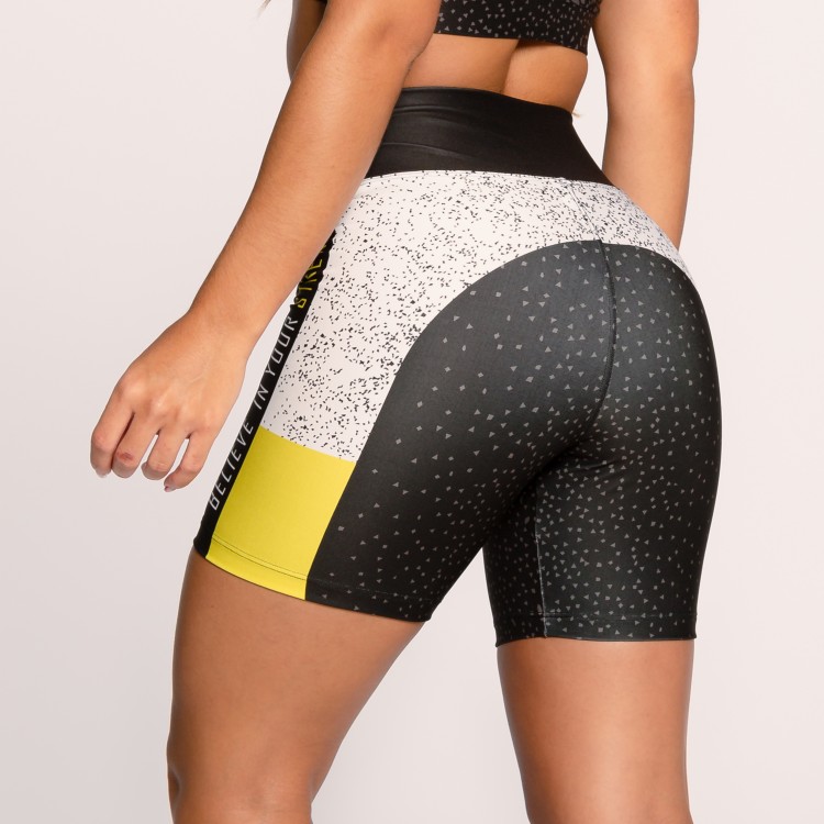 Short Fitness Suplex Estampado Preto com Amarelo Believe