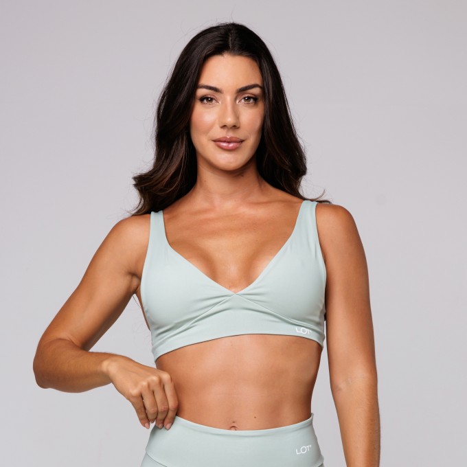 Top Poliamida Fitness Decote V Costas Aberta Verde Claro Aloe