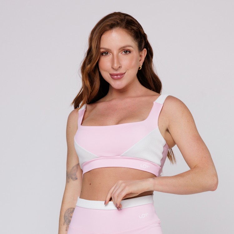 Top Academia Rosa Bebê Com Recorte Branco Alça Larga Feminino