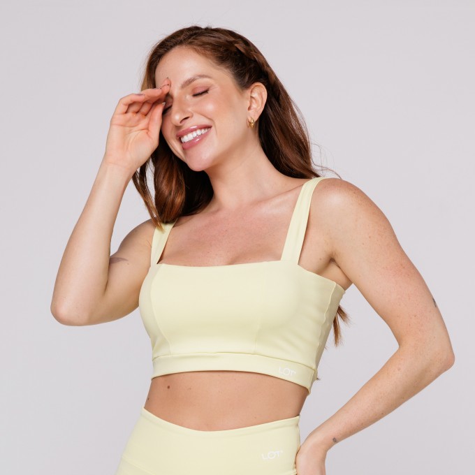 Top Fitness Feminino Poliamida Amarelo Bebê Decote Quadrado