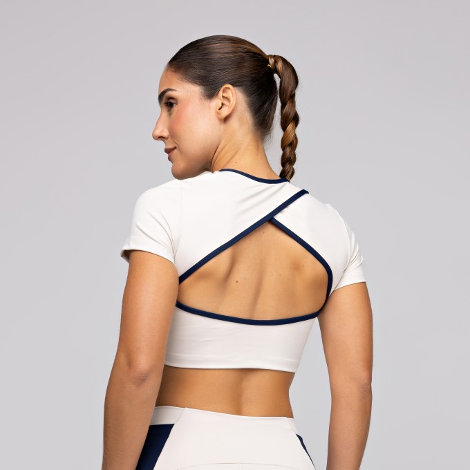Top Poliamida Costas Aberta Alta Sustentação com Manga Curta Gelo