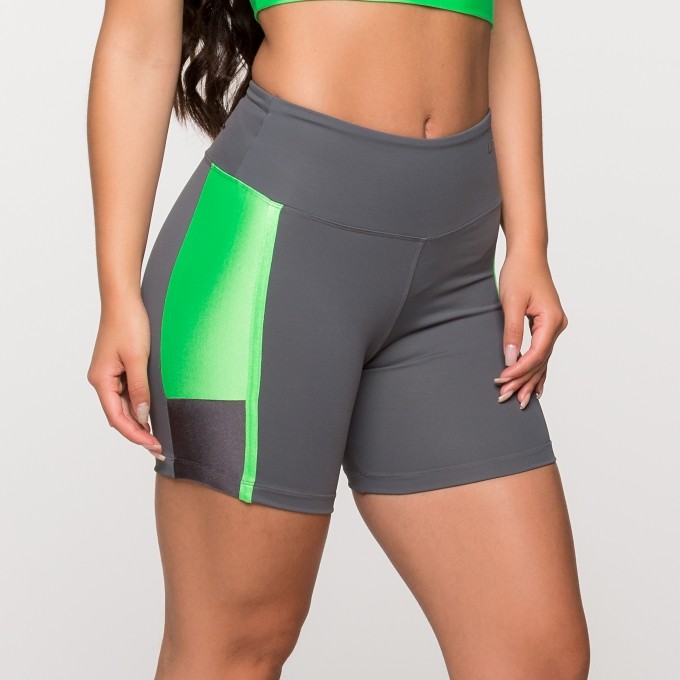 Short Fitness Poliamida Cinza com Detalhe Verde e Chumbo Miami