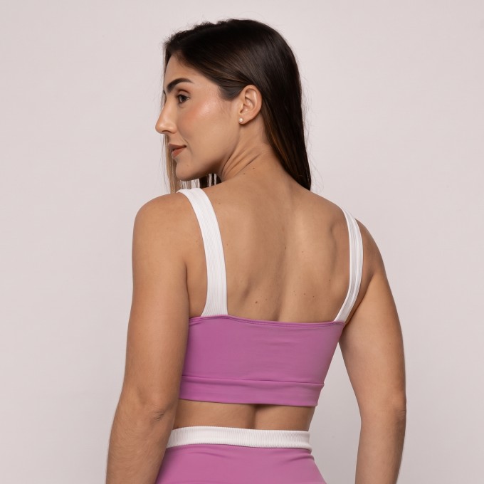 Top Academia Lilás Com Recorte Off White Alça Larga